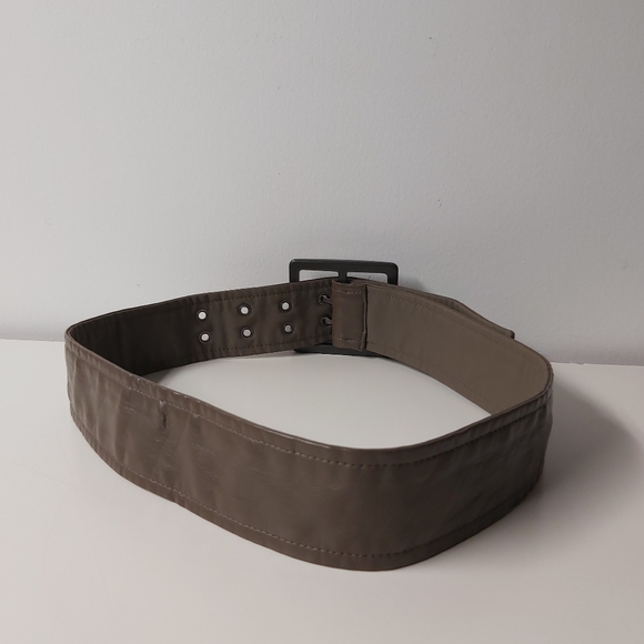 🤯2/$15 Grey Belt - Picture 3 of 3